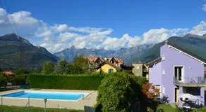 "Lake & Mountain" Summer House - Image 4