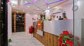 OYO Flagship 70281 Hotel Rishabh Inn - Image 2