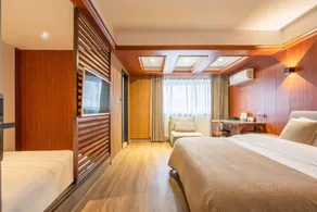 Epro Business Hotel - Image 2