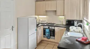 Premium 2Bed Parking Near NEC,BHX,JLR,Sleeps 5 - Image 2