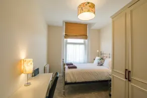 Kingsway Apartment - Image 2