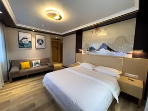 Mr.Liao Hotel - Image 2
