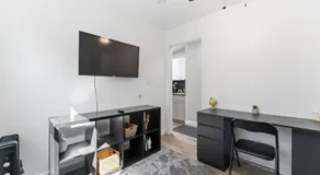 Comfortable 1 Bedroom Near Downtown ATL Sleeps 2 Free Parking - Image 2