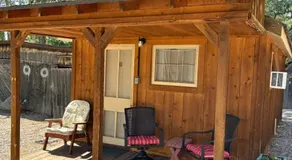 Moore's Old Pine Inn - Image 4