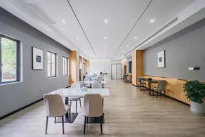 Baiyasi Hotel - Image 4