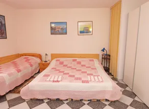 Apartment 891 - Image 3