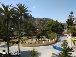 Hotel Lake Inn - Image 3