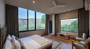 SWAR Kasauli - Suites, Cuisine, Bar & Cave Club - Image 2