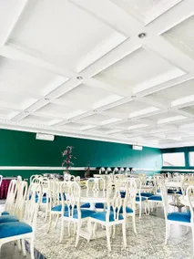 Rizen Premiere Hotel - Image 3