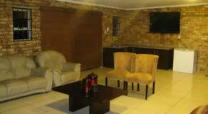Bruno Comfort Suites - Image 3