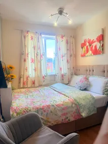 Couple/Family Room HomeAway in Birmingham - Image 3