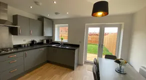 Kingsway House - Spacious 4 Bed Home From Home in Derby - Image 4