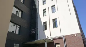 Vilnius apartment with stained glass - Image 4