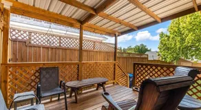 Stockyards 5 mins, New, Sleeps 8 Cedar House, TCU - Image 4
