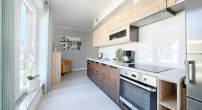 Sun & Snow, Promenada I - Image 4