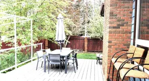 Immaculate 2BR 3 Queen Beds Near C-Train - Image 4