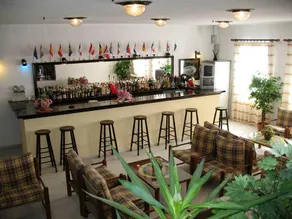 Asteria Hotel - Image 2