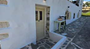 Tamarisk House-An Ideal Getaway in Southern Paros - Image 5