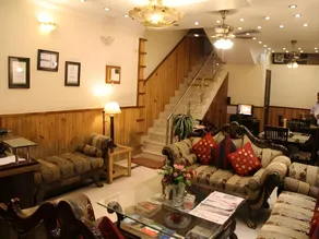 Wood Castle Hotel - Image 4