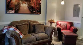 The Crimson Place, Free Indoor Parking - Image 2