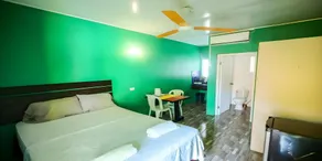 roots rock reggae hostel - Image 2