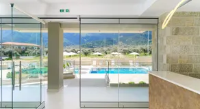 Supreme Luxury Suites - Image 2