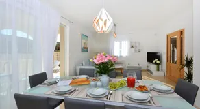 Villa Authentica with Heated Pool - Image 3