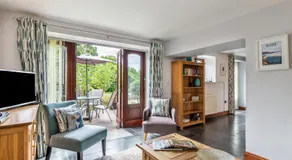Petrock Holiday Cottages - Image 2