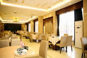 United Star Hotel - Image 4