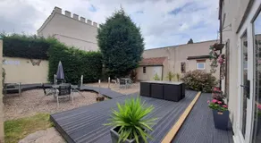 The East Wing at Rufford Park Lodge, Hot Tub Retreat - Image 4