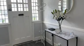Modern 4 Bedroom House 10 mins from East Croydon with Garden and Free parking - Image 5