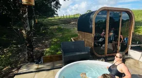 The Gambo Shepherd's Hut - Image 3