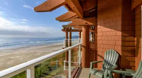 Hallmark Resort - Newport - Image 2