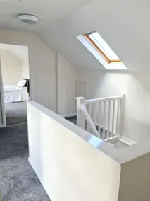 Warsett Crescent, 5 bedrooms near the coast. - Image 5