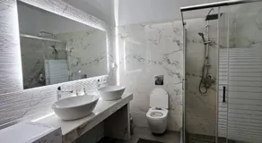 Windmill Apartments - Image 2