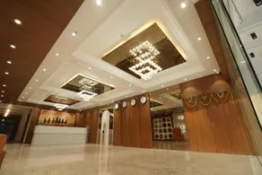 THE GRAND ICON - Image 5