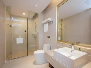 Vienna Hotel Guangzhou North Station Huaguoshan Metro Station - Image 2