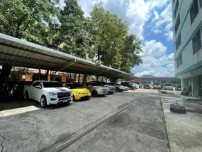 Eak Apartment - Image 3