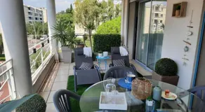 Cannes beach and Festival Palais - Image 5