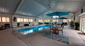 Stonebrook Lodge Bryson City - Image 3