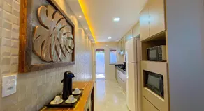 Casa em condomínio a 200m da praia em Arraial D'ajuda, com 3 suites, sala climatizada, área gourmet privativa, Internet 300MBPS, condomínio com piscinas adulto e infantil, sauna, quadra de beach tenis e portaria 24hrs. - Image 5