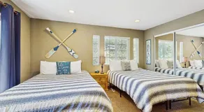 Spacious oasis with mountain views 5 decks & foosball - Image 2