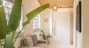 Golden Pipa House - Image 4