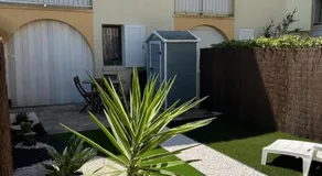 Appartement T2 avec son rez de jardin de 40 m2 5 couchages 250m de la plage et 15km de l'Arena - Image 4
