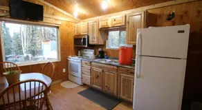 Alaskan Adventure Dry Cabins - Image 2