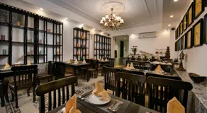Hanoi Center Silk Hotel & Travel - Image 5