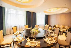 Best Western Plus Qingxinyuan Hotel - Image 3