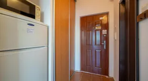 Cozy Studio Apartment - Image 4