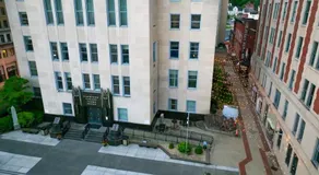 Court St Suite - Image 4