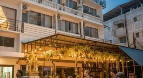 Youyen Hostel - Image 5